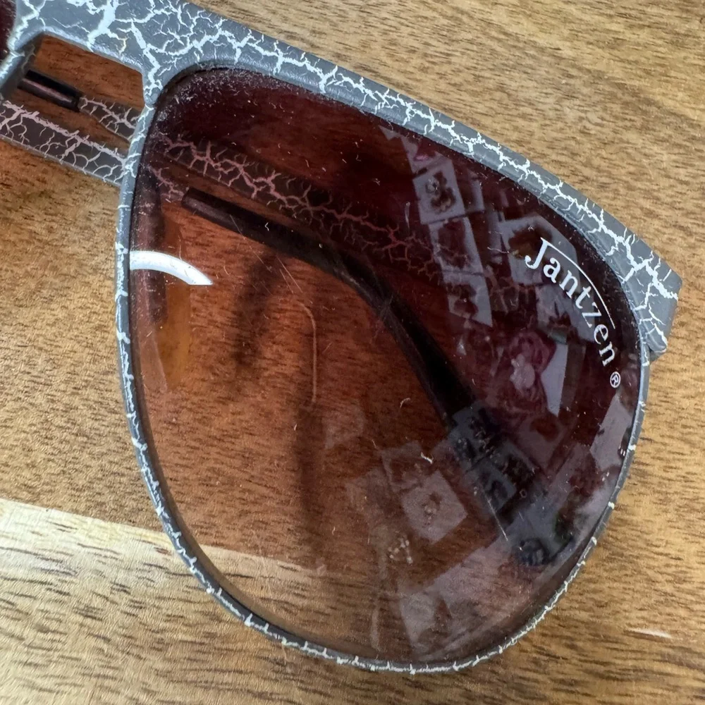 Vintage Jantzen Aviator Sunglasses Gray Crackle Frame Brown Lens Retro Unisex